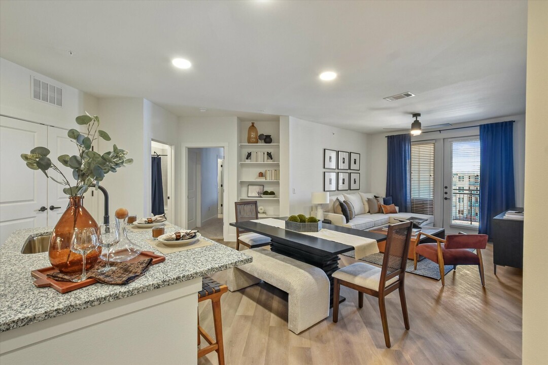 The Palo Apartments in Fort Worth, TX - Building Photo