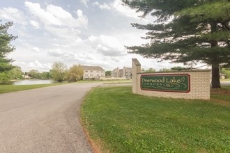 Deerwood Lake Commons in Springfield, IL - Building Photo - Other