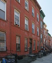 588 Quincy St in Brooklyn, NY - Building Photo - Building Photo