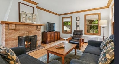 820 N Oak Park Ave in Oak Park, IL - Building Photo - Building Photo