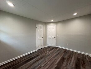 649 Maplewood Ave in Brunswick, OH - Building Photo - Building Photo