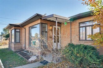 4300 S Acoma St in Englewood, CO - Building Photo - Building Photo