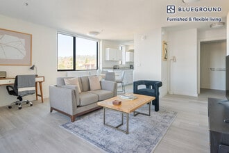 1698 University Ave in Berkeley, CA - Foto de edificio - Building Photo