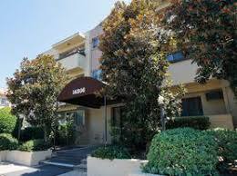 14036 Riverside Drive in Sherman Oaks, CA - Building Photo