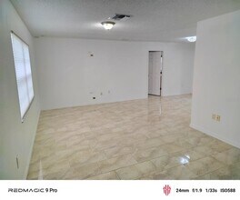 1146 Desmond Ave in Spring Hill, FL - Building Photo - Building Photo