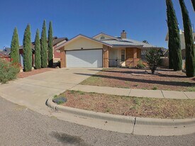 4749 Loma De Plata Dr in El Paso, TX - Building Photo