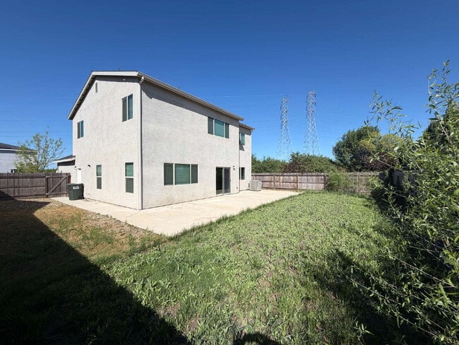 property at 2494 Valdes Dr