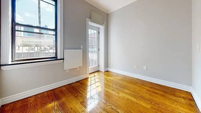 property at 444 W 52nd St