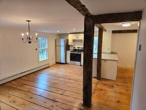 256 Main St S in Woodbury, CT - Building Photo - Building Photo