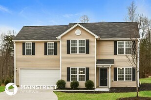 828 Brentwood Pk Ln in Rural Hall, NC - Building Photo