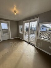 1027 W Pleasant St in Springfield, OH - Building Photo - Building Photo