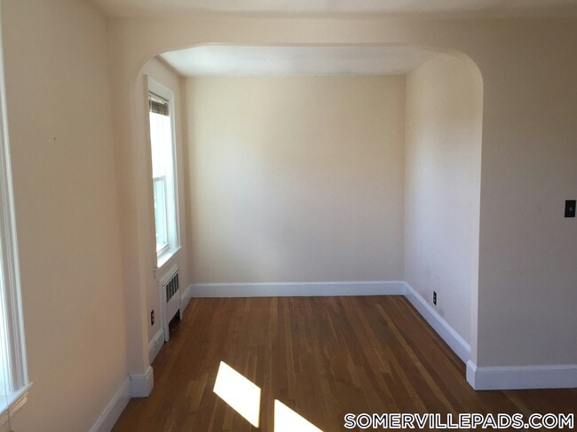 277 Washington St, Unit 3 in Somerville, MA - Foto de edificio - Building Photo