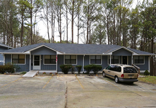 Eagle Ridge Apartments in Canton, GA - Building Photo - Building Photo