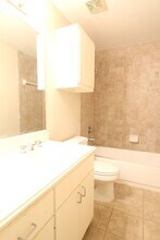 3031 Buttercup St in Houston, TX - Foto de edificio - Building Photo