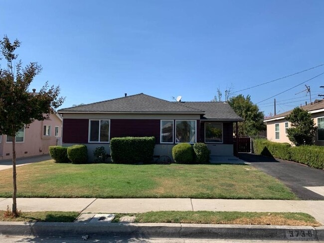 property at 3739 Ivar Ave