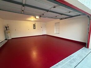 914 SW Cecil Ln in Port St. Lucie, FL - Building Photo - Building Photo