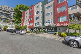 524 6th Ave W in Seattle, WA - Building Photo - Building Photo