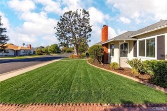 1505 N Rosewood Ave in Santa Ana, CA - Foto de edificio - Building Photo