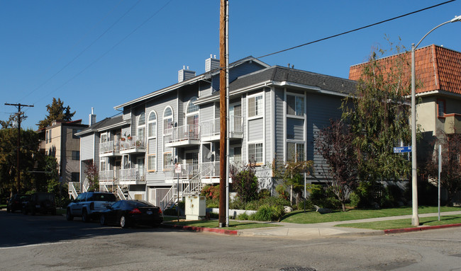 1831 Selby Ave in Los Angeles, CA - Building Photo - Building Photo