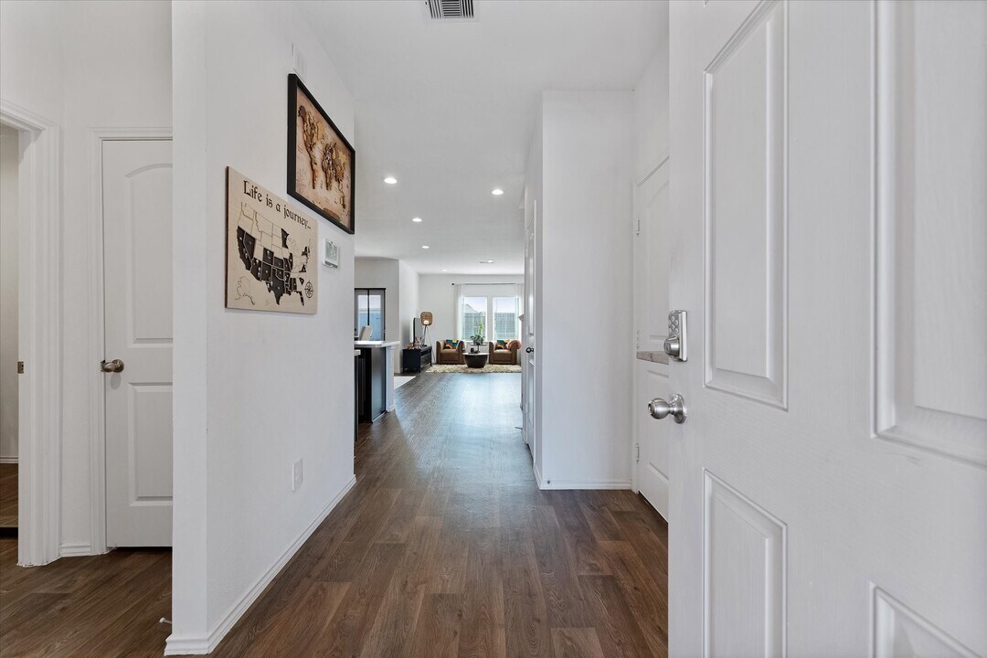 21511 Violet Rdg Rd in Katy, TX - Building Photo