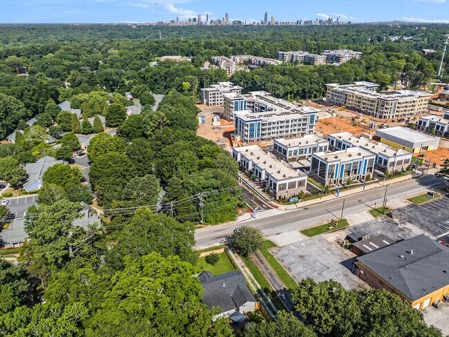 1910 2nd Ave in Decatur, GA - Building Photo - Building Photo