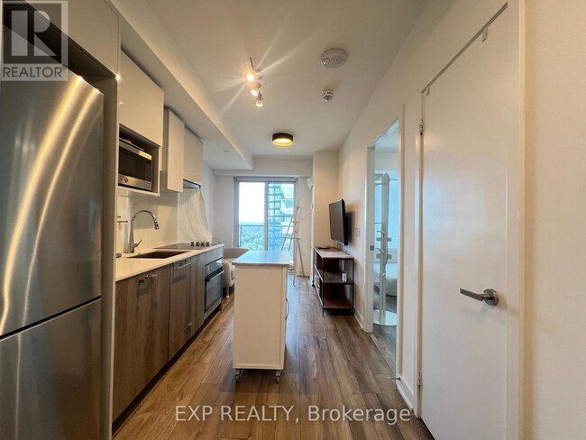 property at 195-3195 Redpath Ave