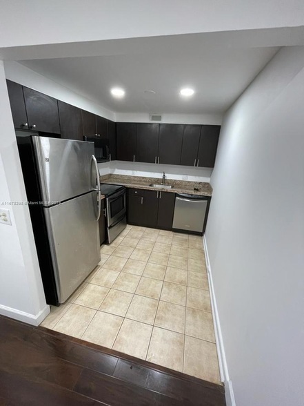 251 SW 132nd Way, Unit H412 in Pembroke Pines, FL - Building Photo