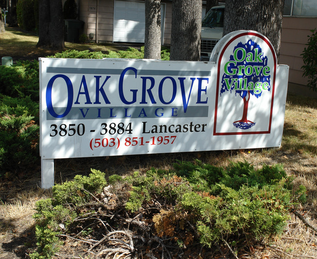 Oakgrove Village in Salem, OR - Building Photo - Building Photo