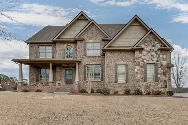 property at 4537 Grandview Pkwy