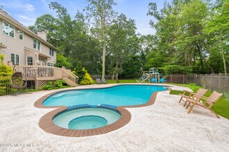 21 Old Queens Ct in Eatontown, NJ - Building Photo - Building Photo