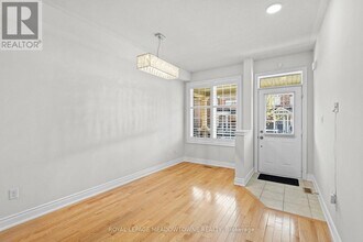 1516 Haws Crescent in Milton, ON - Building Photo - Building Photo