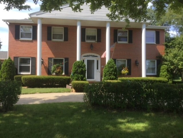 property at 3730 Foxwood Rd