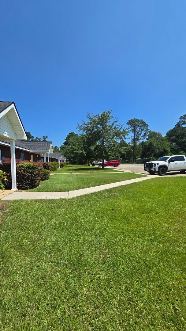 1835 Homer Waters Rd in Glennville, GA - Building Photo - Building Photo