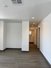 1128 Jefferson St, Unit B in Bakersfield, CA - Foto de edificio - Building Photo