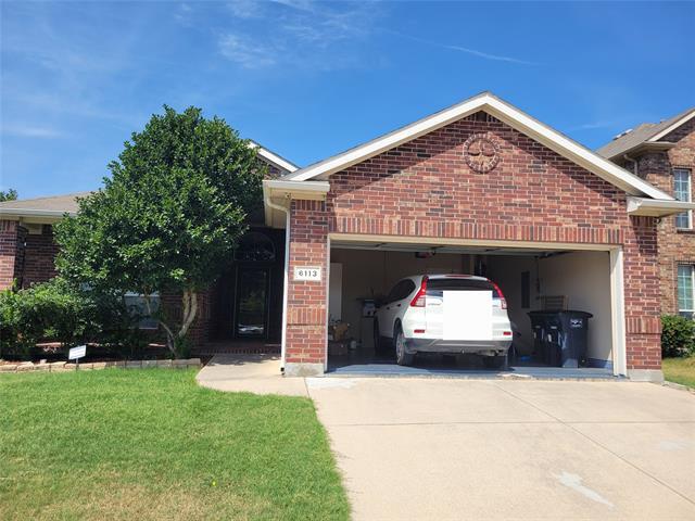 6113 Kristen Dr in Fort Worth, TX - Building Photo