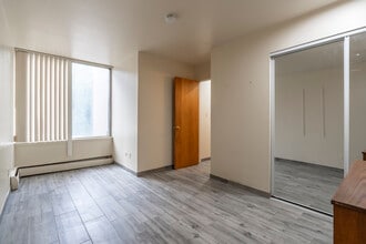 832 Packard St in Ann Arbor, MI - Foto de edificio - Interior Photo