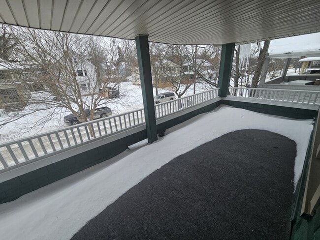 931 Helmsdale Rd in Cleveland Heights, OH - Building Photo - Building Photo