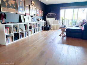 5460 White Oak Ave, Unit C315 in Encino, CA - Building Photo - Building Photo