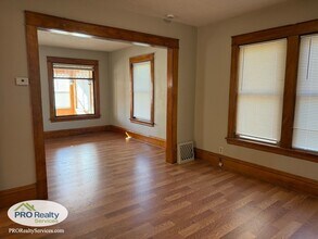 100 W 36th St in Minneapolis, MN - Building Photo - Building Photo