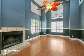 2033 N Sunset Dr in Chandler, AZ - Foto de edificio - Building Photo