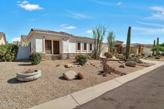 7694 E Manana Dr in Scottsdale, AZ - Building Photo - Building Photo