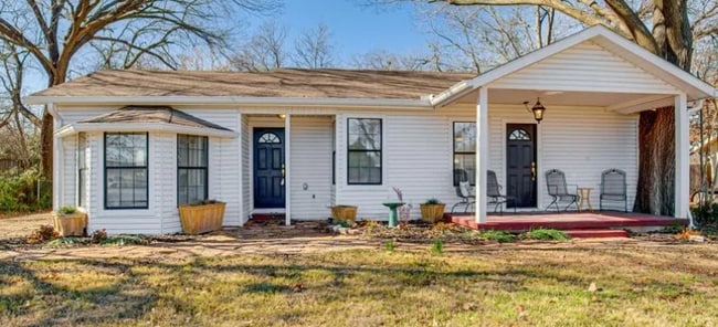 property at 202 S Jones St