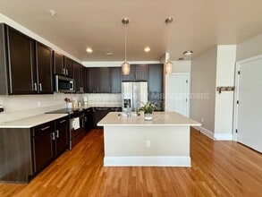 2525 College St in Jacksonville, FL - Foto de edificio - Building Photo