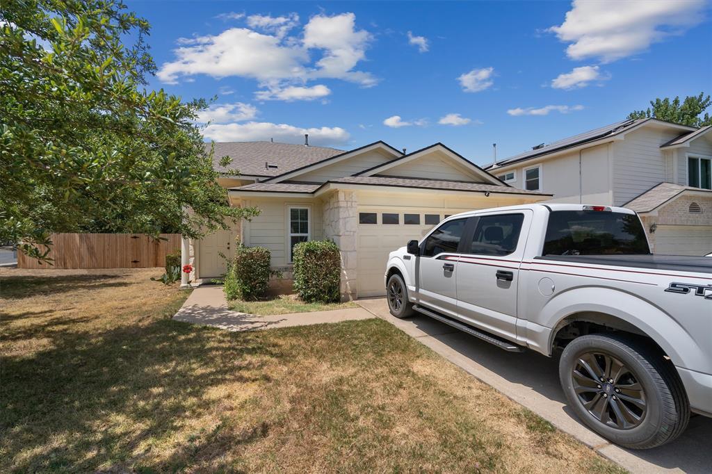 2601 Turtle River Dr in Leander, TX - Building Photo