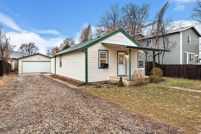 property at 1306 E 4th St