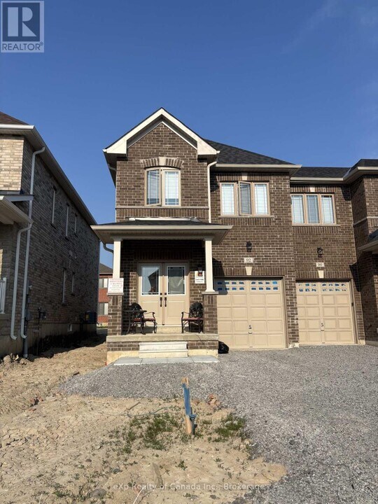 92 Baker St in Thorold, ON - Building Photo