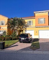 16082 Via Solera Cir, Unit 105 in Ft. Myers, FL - Building Photo