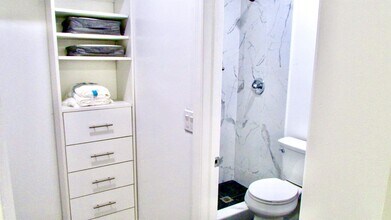 821 N 12th Ave in Hollywood, FL - Building Photo - Building Photo