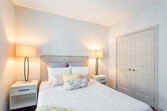 45 Marion St, Unit 615 in Brookline, MA - Foto de edificio - Building Photo