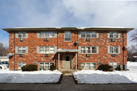 Eagleton Apartments in Palatine, IL - Foto de edificio - Building Photo